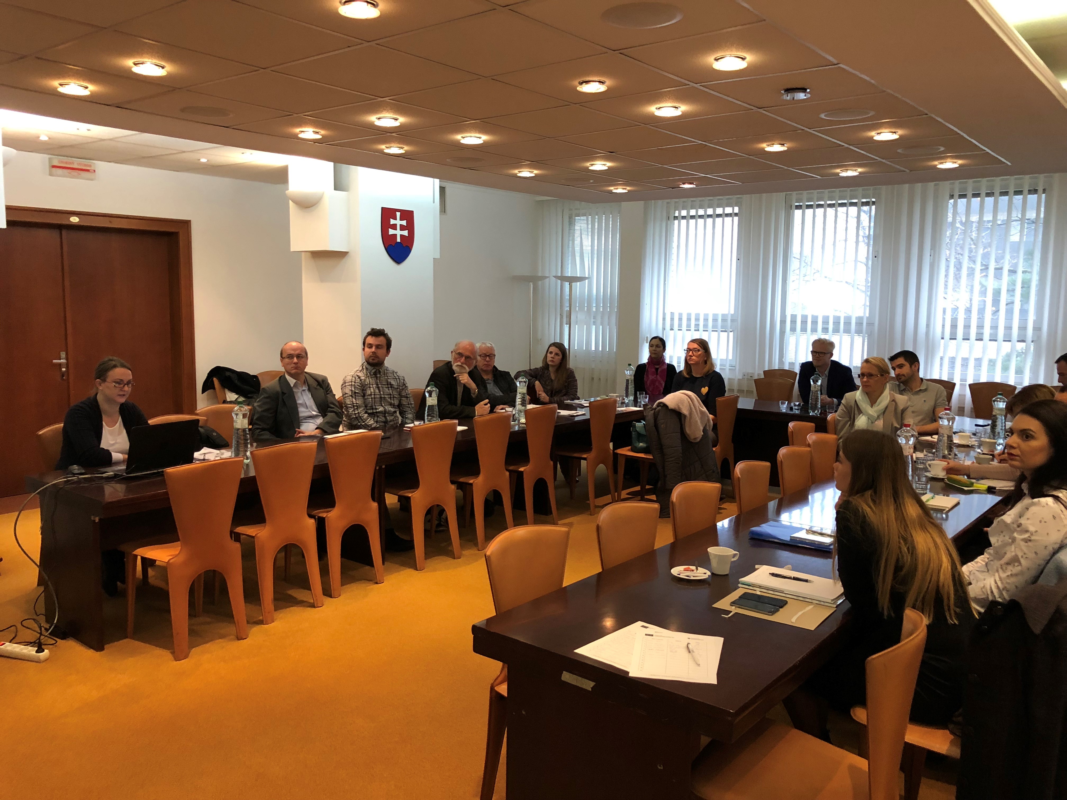 Rokovanie o verejnej osobnej doprave v Bratislave Rokovanie na ministerstve dopravy k zmene dopravy
