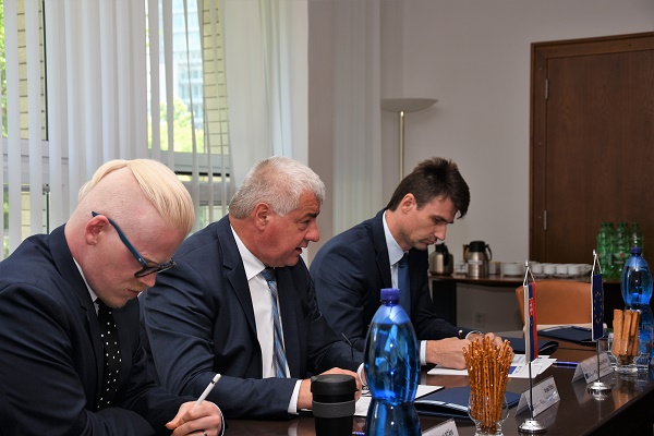 Diaľnica pri Prešove sa môže začať stavať Diaľnica pri Prešove sa stavia